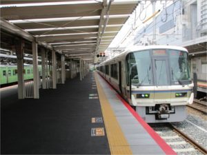 京都駅奈良線ホーム拡幅（完成写真）