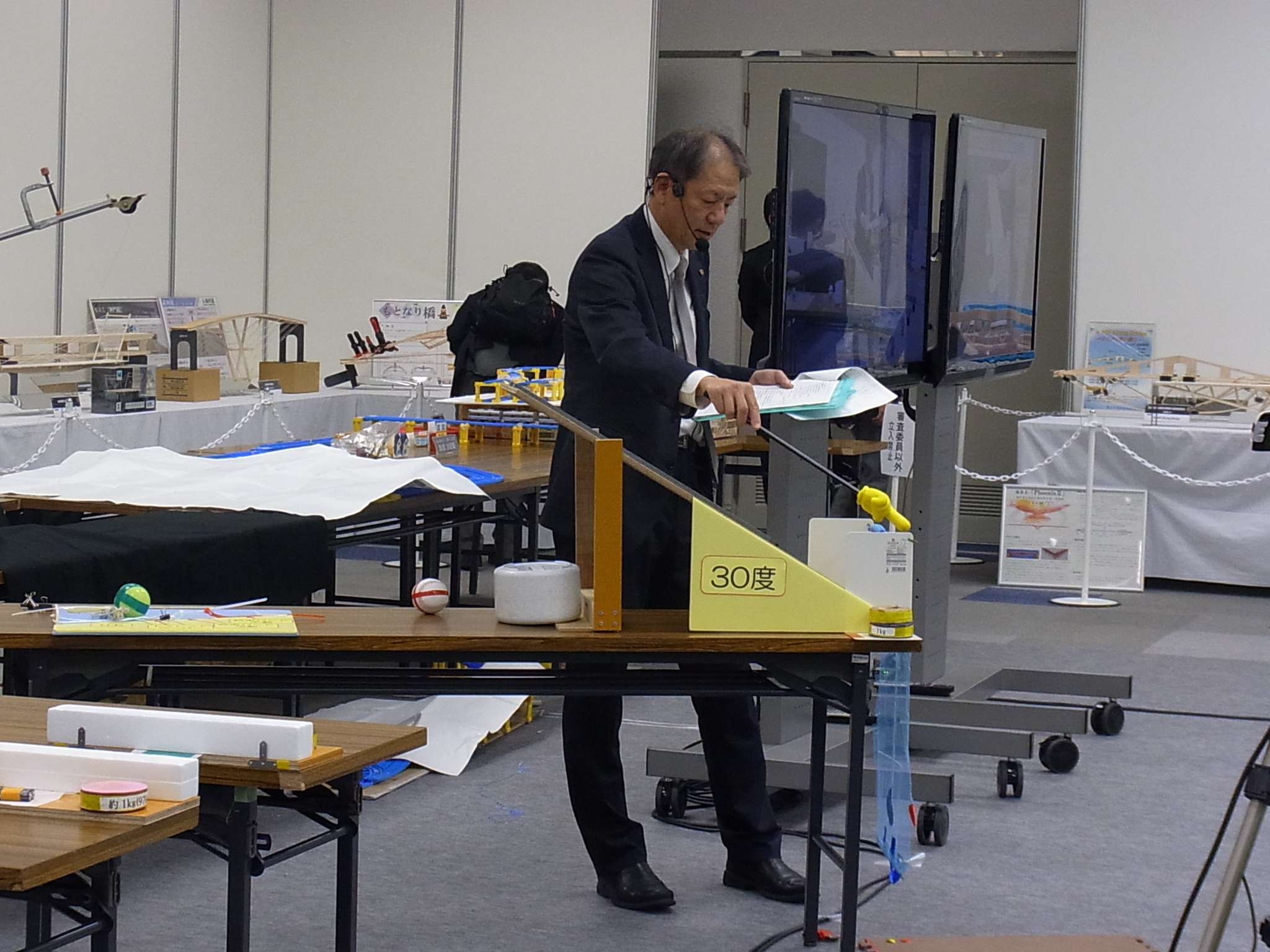 建設技術展2019近畿「土木実験・プレゼン大会 ~どうして?なぜ?が一目でわかる~」開催報告