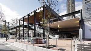 弁天町駅中央口連絡通路および新駅舎